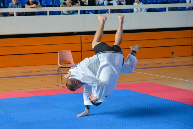5 Reasons to try Jiu-Jitsu