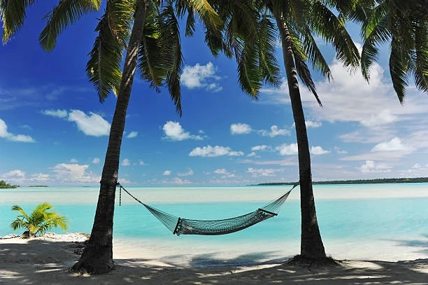 Where to Stay in the Cook Islands: Rarotonga vs Aitutaki