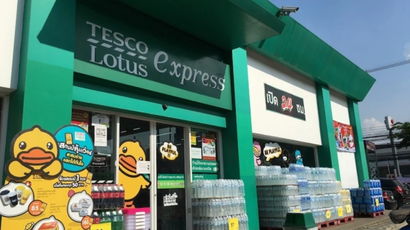 Why Plaswood Signboards Are the Best Choice for Outdoor Branding