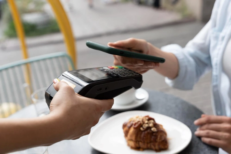 Revolutionizing the Dining Experience Exploring the Benefits of Cloud-Based POS Systems for Restaurants