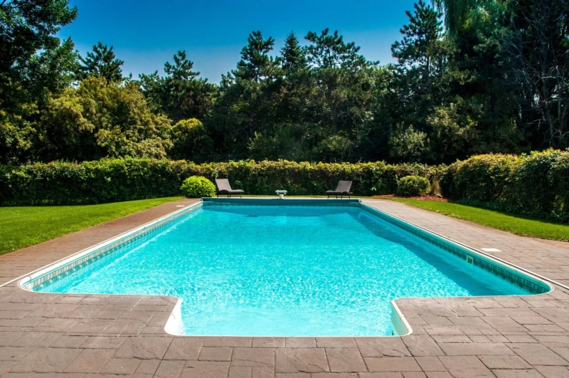 Jordan Hidalgo Largo FL - The Joy of Swimming with Health Benefits and Poolside Fun