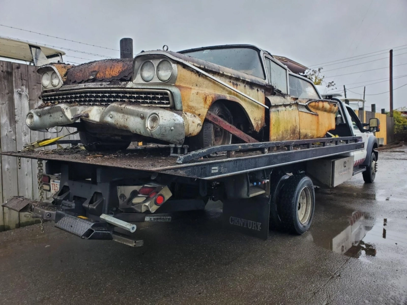 How Selling a Junk Car Becomes Effortless with Cash Services