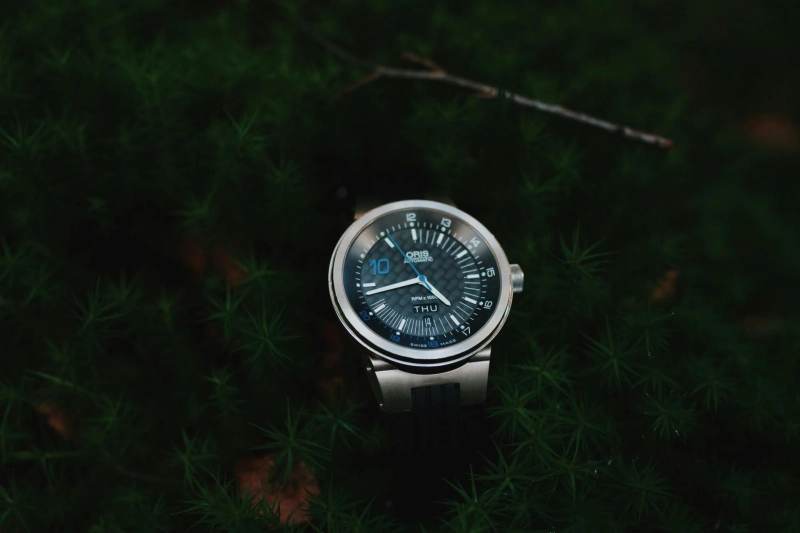Tag Heuer Formula 1 Red Watch Features That Define Modern Sport Luxury