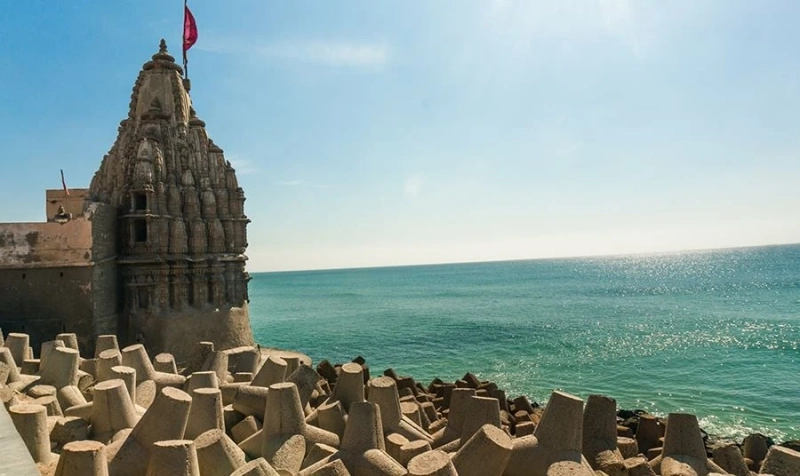 Dwarka Beach - Places Nearby to See & When to Go