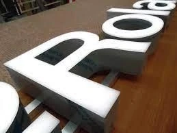 5 Design Tips for Creating Signs That Attract Customers