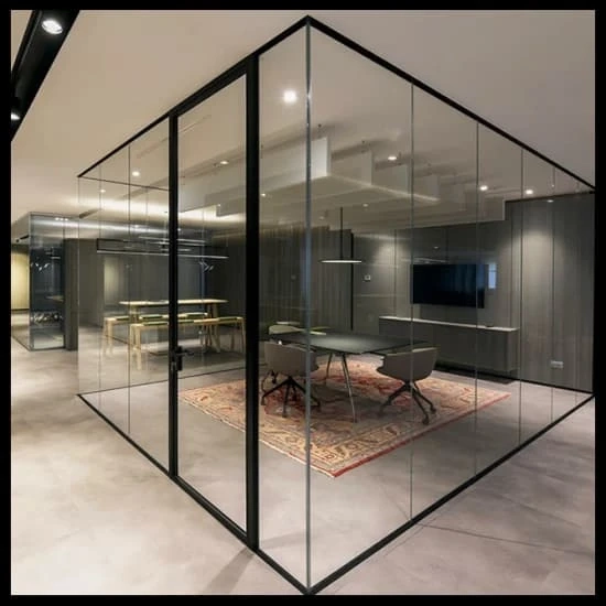 Enhancing Workspace Aesthetics and Productivity with Office Glass Partitions