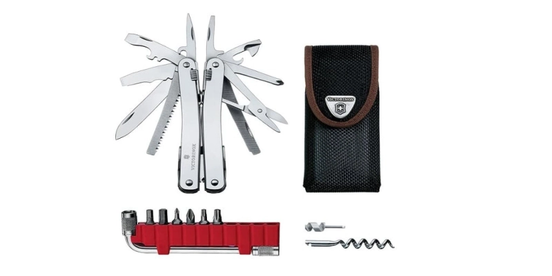 7 Reasons to Carry a Swiss Army Knife Tool Already (If You Aren’t)