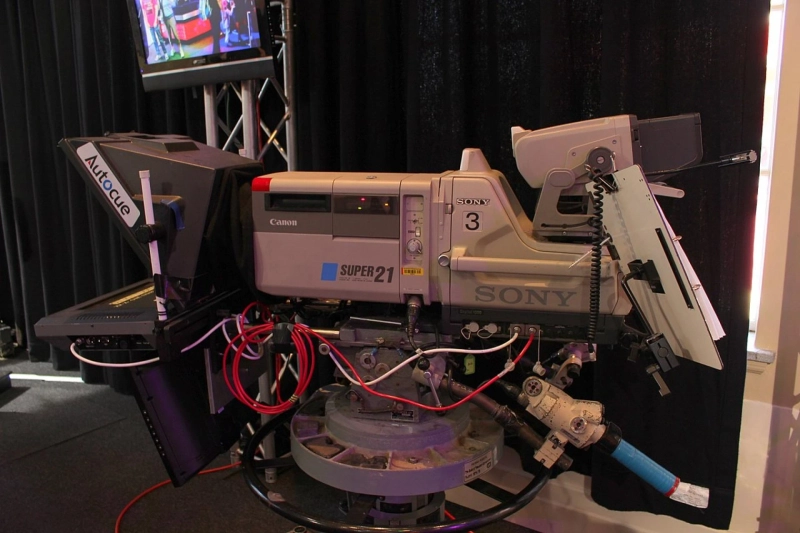 Need to Read Lines Off A Prompter for Your Scene?