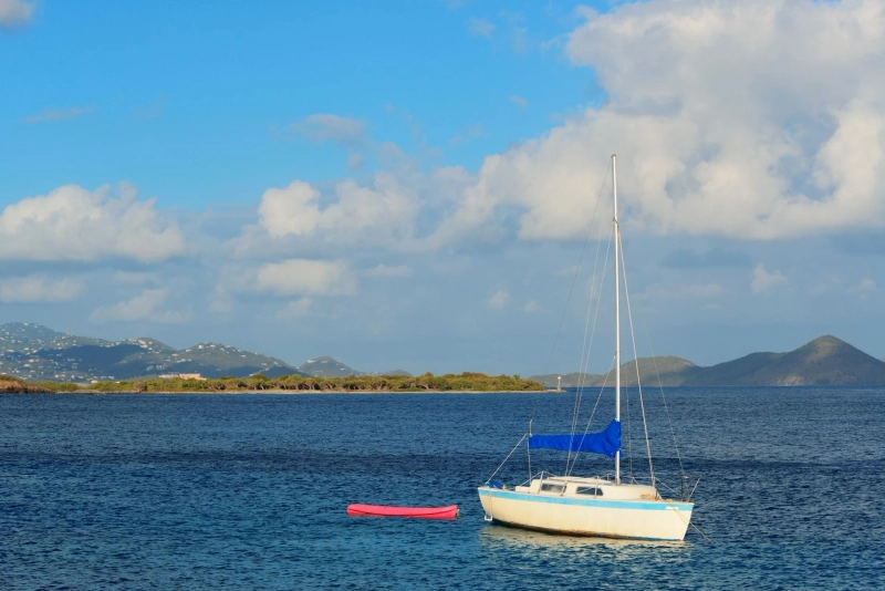 Find luxury on the water. Vacation aboard cruising catamaran adventures in La Paz.