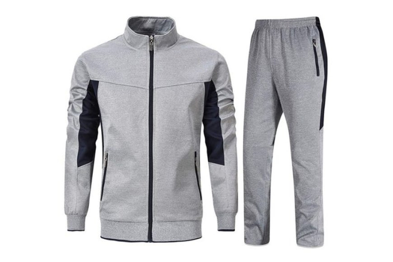 Athleisure Allure: Embracing Comfort and Style in Wholesale Tracksuits