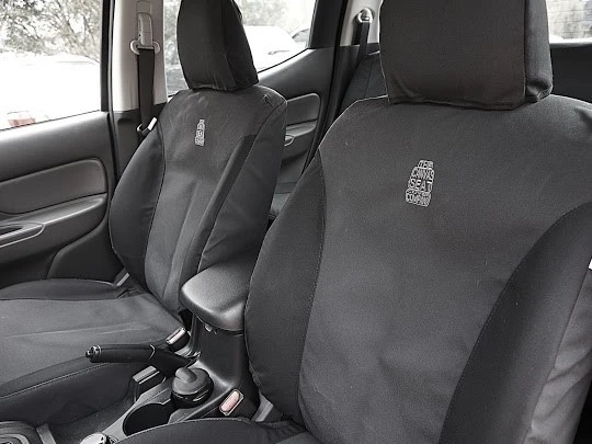 Advantages of Choosing Custom Car Seat Covers Over Universal Covers