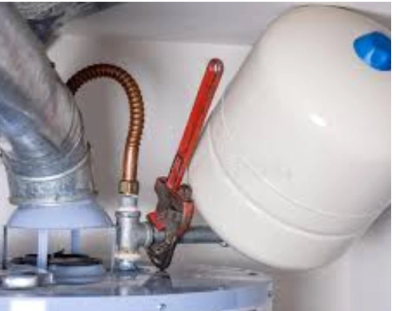 4 Reasons Behind a Leaky Hot Water Tank