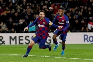 Lionel Messi decide para o Barcelona na estreia do técnico