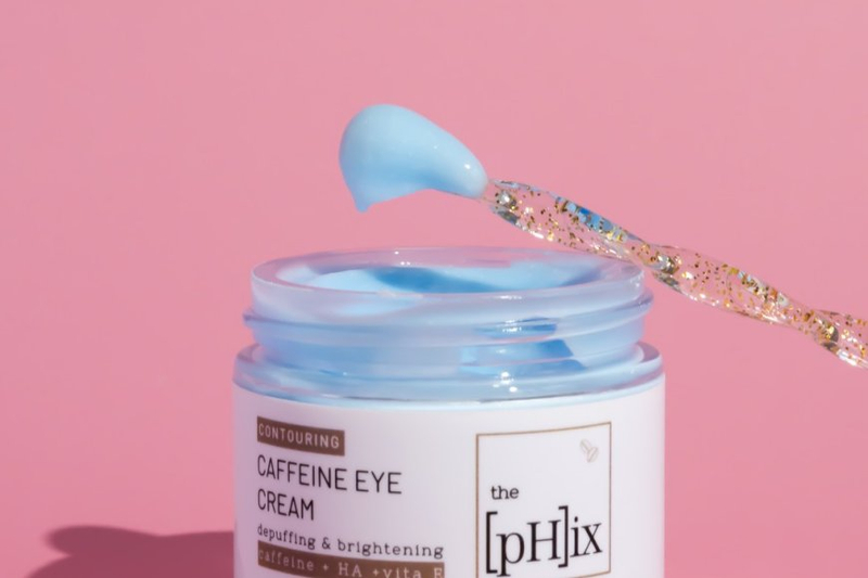 Unlocking the Power of Eye Creams: Caffeine vs. Vitamin C