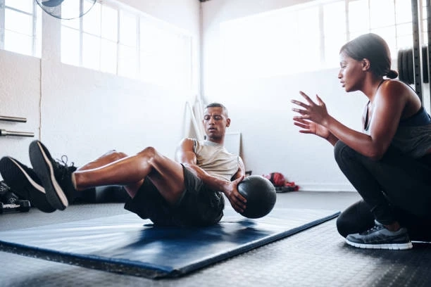 Top 5 Qualities to Look for in a Fitness Expert in Lisburn