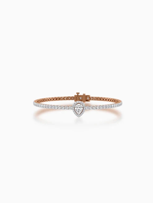Revolutionizing Classic Jewelry: The Beauty of Lab-Grown Diamond Studs and Bracelets