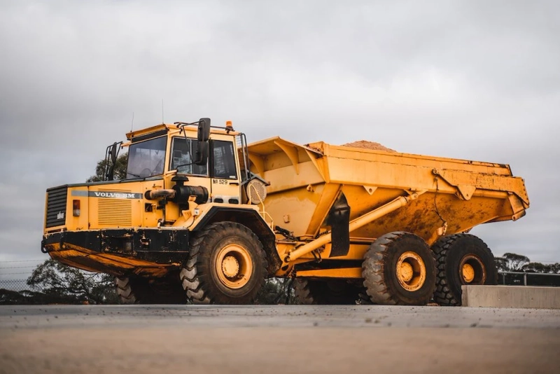 Insider's View: A Dump Truck Expert's Take on Preventive Maintenance Schedules