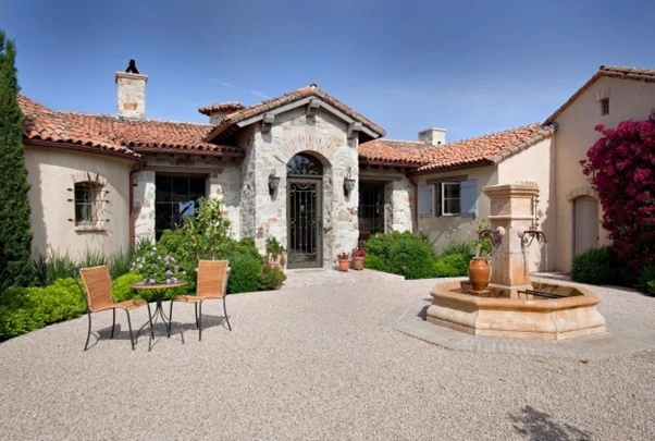 Modern Rustic: Blending Contemporary Chic with Countryside Charm!