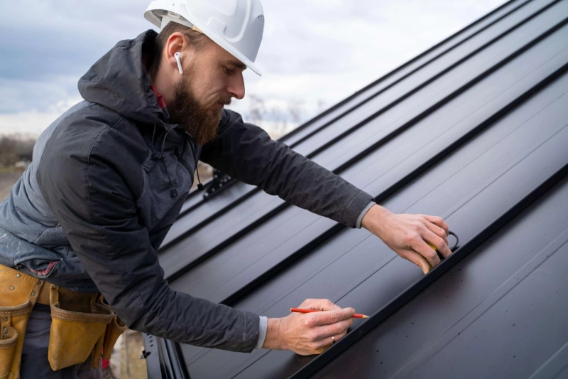 7 Winter Roofing Mistakes Homeowners Make