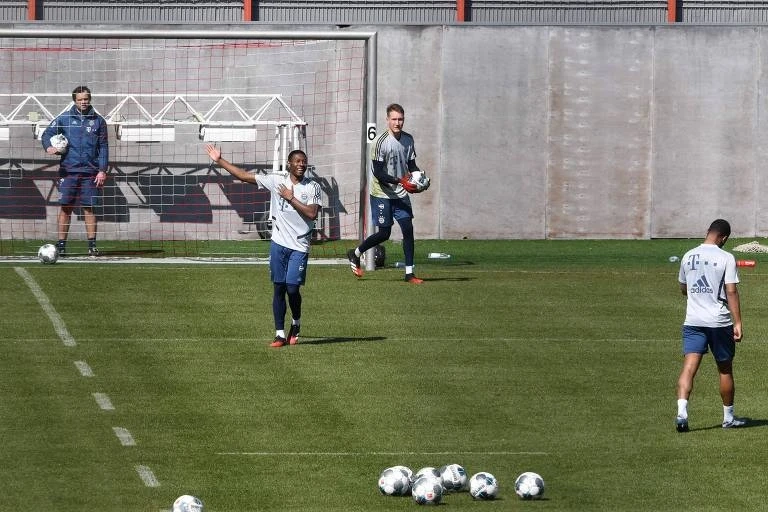 Plano para retomar Campeonato Alemão em maio inclui 'bolha social'