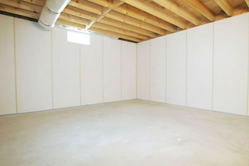 How to Keep Your Home Cozy: Insulating the Floor from Crawl Space