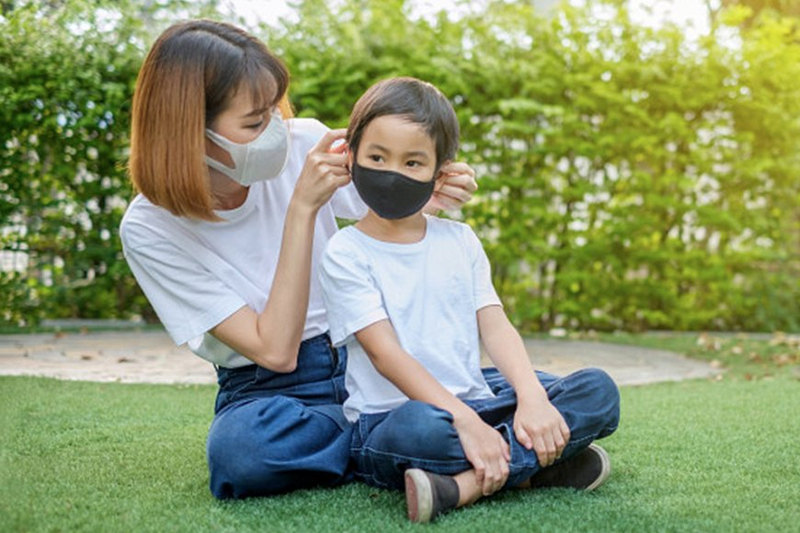 A PARENT’S GUIDE: HEALTH PRECAUTIONS FOR CHILDREN