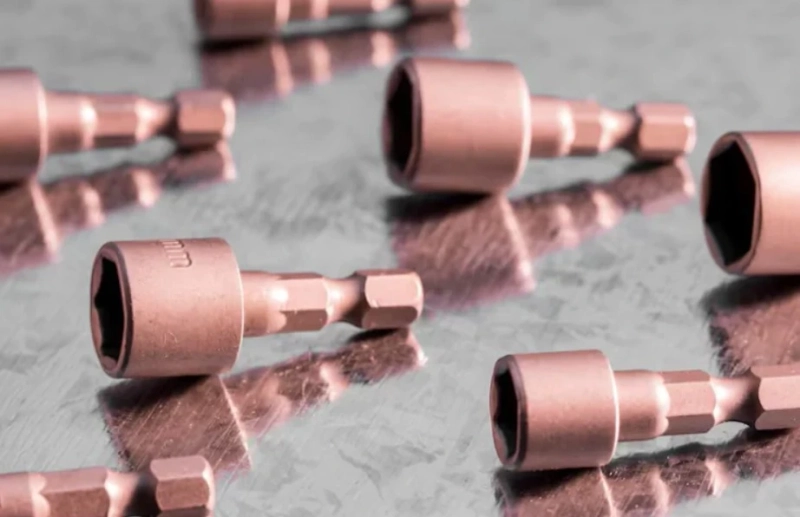 Why Interior Designers in the UAE Love Copper-Plated Accents