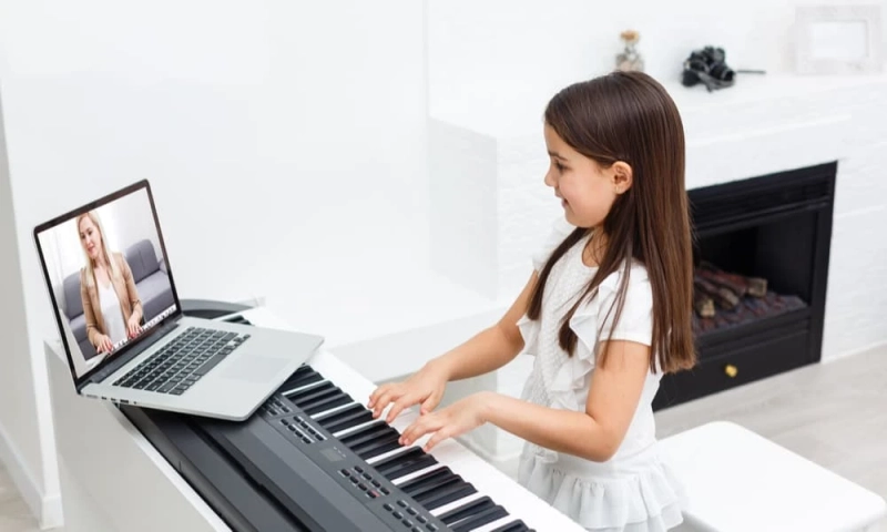 Discover the Rhythm of Toronto: Piano Lessons with Volo Academy of Music