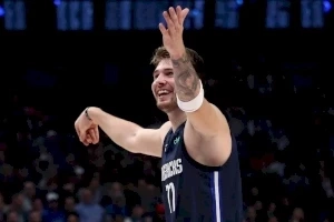 NBA se curva a Doncic, esloveno de 20 anos que joga como veterano