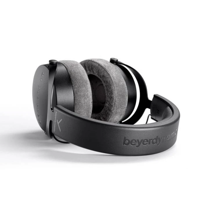 Why Beyerdynamic Headphones Are a Favorite Among Music Producers