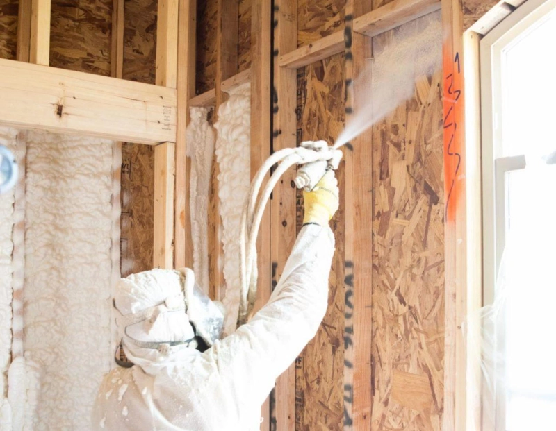 How Insulation Experts Help Prevent Energy Loss in Lyon-County, MN Homes