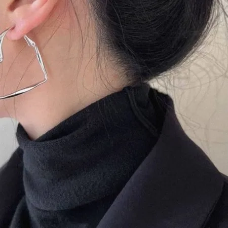 How to buy jewelry by the bulk at the lowest cost?
