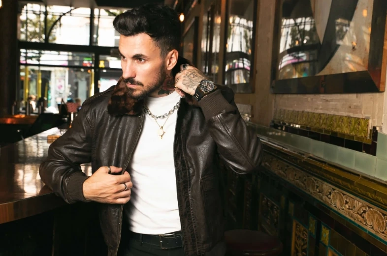 Why Choose ZippiLeather Leather Bomber Jacket Men for Timeless Style?