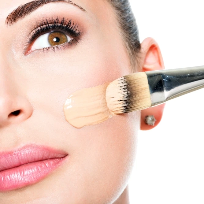 5 Benefits and Drawbacks of Airbrush Makeup in Ghaziabad