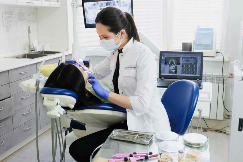 Elevate Your Smile: Discover the Best Dental Clinic in Himayathnagar at Dr. Shwetha’s Clinic