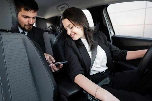 Which Hastings Taxi Service Offers the Fastest and Friendliest Rides?