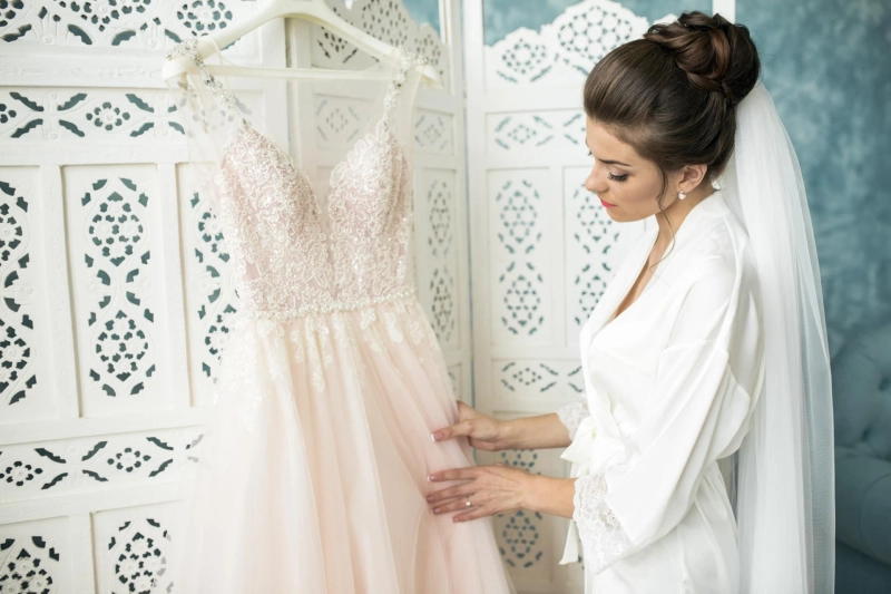 How to Build a Versatile Everyday Wardrobe Without Overbuying Clothes