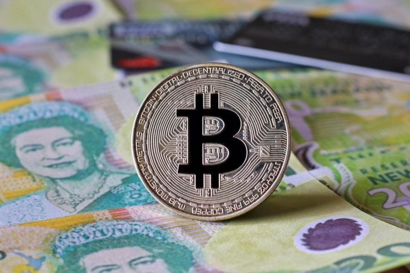 Buy and Sell Digital Cash with Bitcoin QIWI Wallet