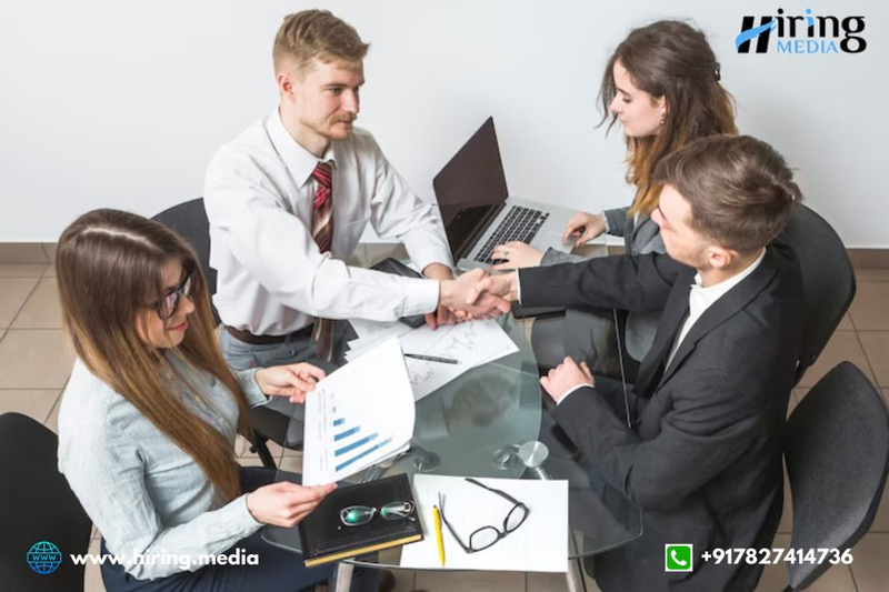 What are Passive Candidates & How Can You Recruit Them