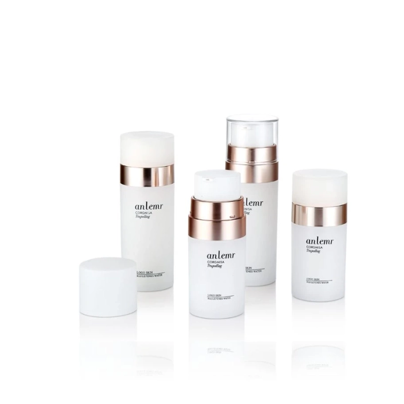 How Refillable Cosmetic Containers Enhance Branding and Customer Loyalty