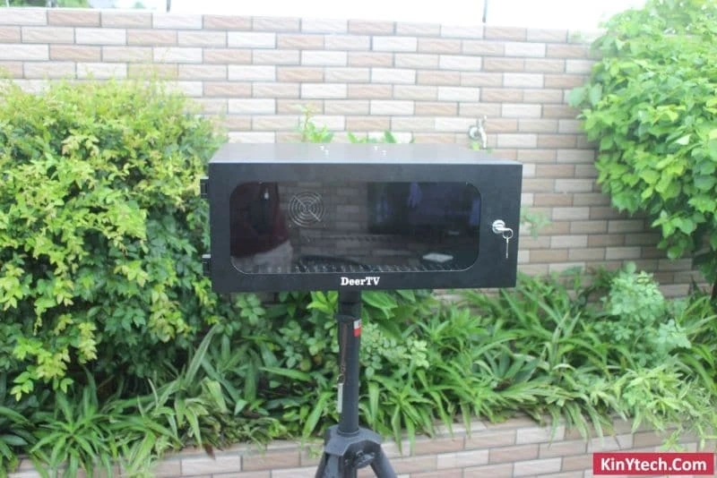 High quality outdoor projector enclosure