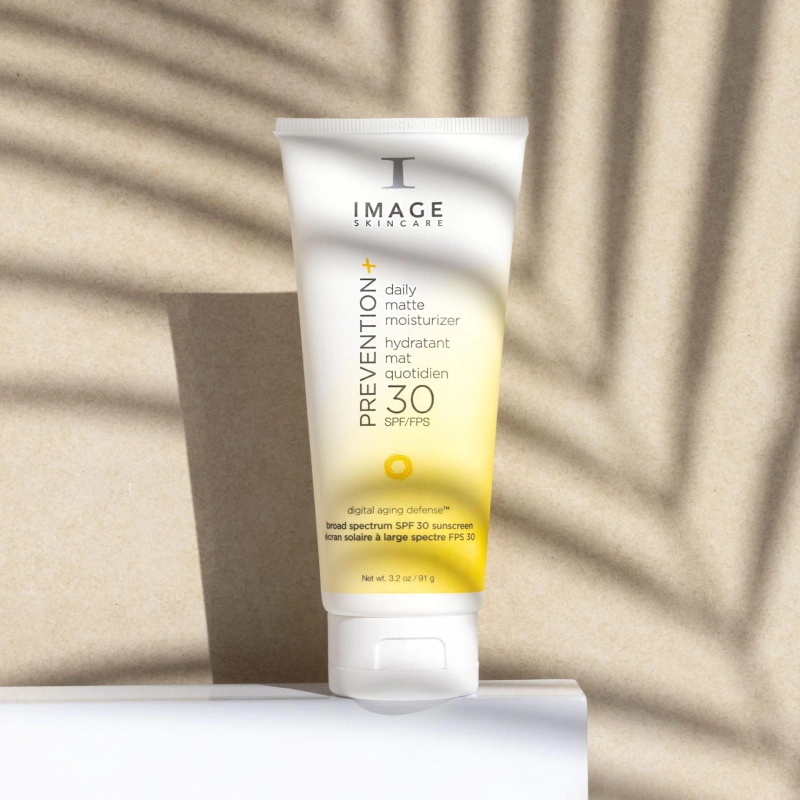 6 Tips for a Customized Travel Skincare Routine