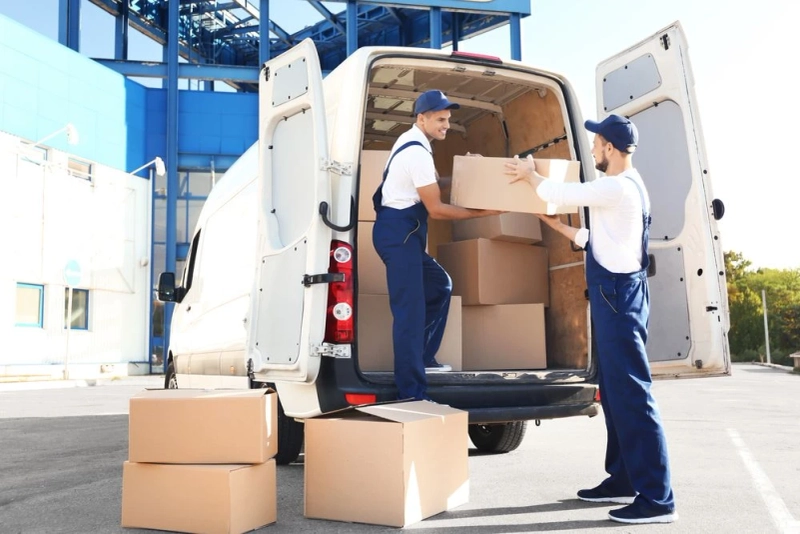 Difference between regular moving company & van and a man in London