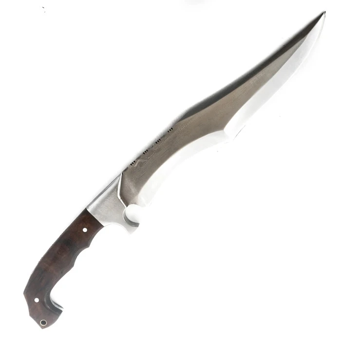 A Complete Guide to Hunting Knives for Outdoor Enthusiasts