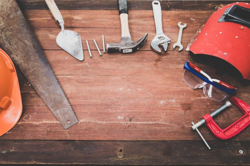 Top Tips for How to Close Deals as a Tradie