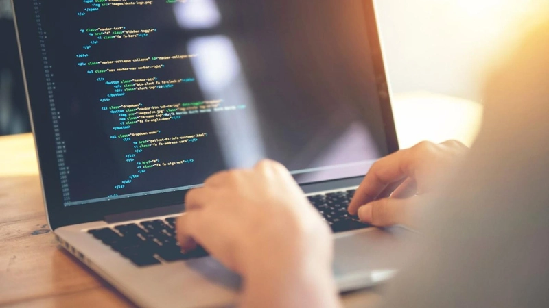 Why Python Course In Noida? The Undisputed Leader in the Tech World