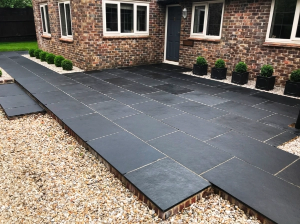 The Elegant Depth of Black Limestone: A Natural Stone for Sophisticated Designs