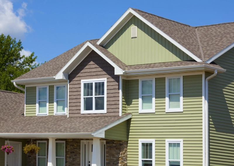 Vinyl Siding Calgary: Vinyl vs Fiber Cement Siding for Cold Climates
