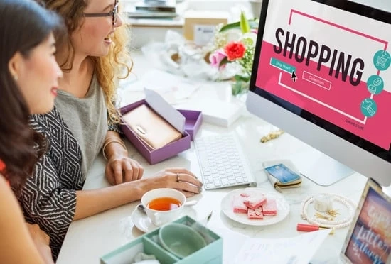7 Essential Things to Know Before Buying a Prom Dress Online