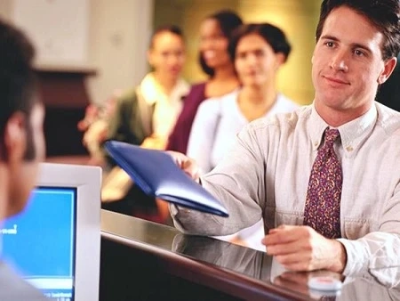 Benefits of Hiring Business Consultant Services